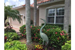 6310 43rd Ct E, Sarasota, FL 34243, Sold 10/08/21