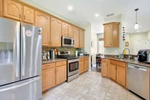 8232 Villa Grande Ct, Sarasota, FL 34243, Sold 11/22/21