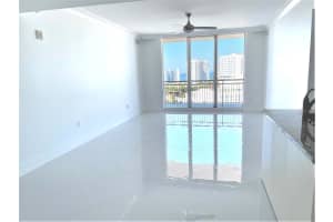 1350 Main St, Sarasota, FL 34236, Sold 12/09/21