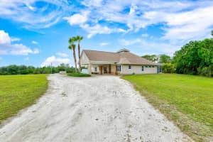 7210 221st St E, Bradenton, FL 34211, Sold 12/10/21
