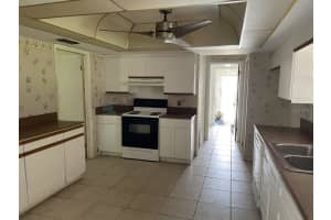 8800 Banyan Blvd, Orlando, FL 32819, Sold 02/23/22