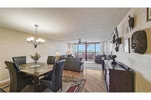 988 Boulevard of the Arts, Sarasota, FL 34236, Sold 10/14/21