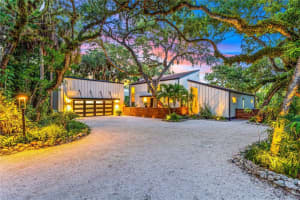 5303 Hidden Harbor Rd, Siesta Key, FL 34242, Sold 10/07/21