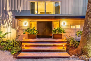 5303 Hidden Harbor Rd, Siesta Key, FL 34242, Sold 10/07/21