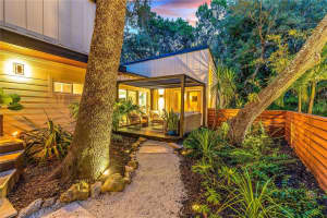 5303 Hidden Harbor Rd, Siesta Key, FL 34242, Sold 10/07/21