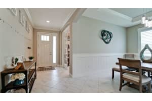 5738 Hydrangea Cir, Sarasota, FL 34238, Sold 09/22/21