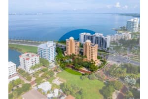 128 Golden Gate Point, Sarasota, FL 34236, Sold 10/14/21