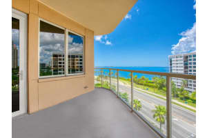 128 Golden Gate Point, Sarasota, FL 34236, Sold 10/14/21