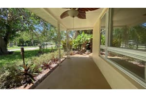 7415 Westmoreland Dr, Sarasota, FL 34243, Sold 10/27/21
