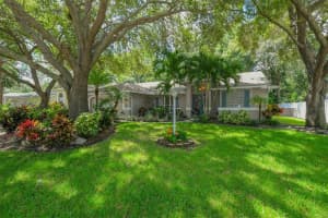 5678 Bent Oak Dr, Sarasota, FL 34232, Sold 10/04/21