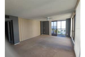 707 S Gulfstream Ave, Sarasota, FL 34236, Sold 10/07/21