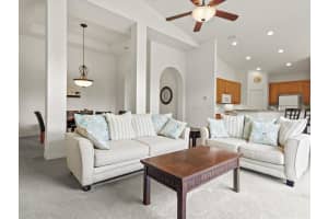 6603 37th St E, Sarasota, FL 34243, Sold 10/05/21