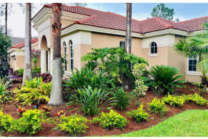 2878 GREY OAKS BLVD, TARPON SPRINGS, FL 34688 Sold 10/09/22