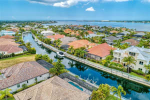 553 Fore Dr, Bradenton, FL 34208, Sold 01/13/22