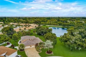 4503 50th Dr, Bradenton, FL 34210, Sold 10/06/21