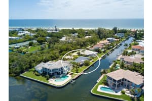 629 Kingfisher Ln, Longboat Key, FL 34228, Sold 01/27/22