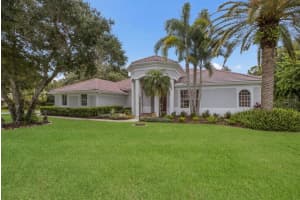 9087 Misty Creek Dr, Sarasota, FL 34241, Sold 10/22/21