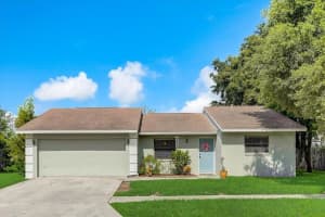 2462 Briar Oak Cir, Sarasota, FL 34232, Sold 01/07/22