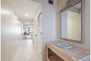 5780 Midnight Pass Rd, Siesta Key, FL 34242, Sold 01/14/22