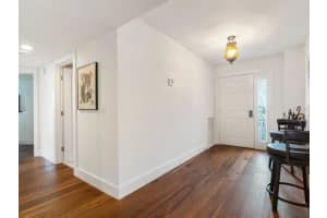 5880 Midnight Pass Rd, Sarasota, FL 34242, Sold 10/05/21