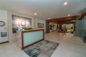 101 Gulfstream Ave, Sarasota, FL 34236, Sold 01/07/22