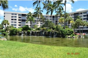 5855 Midnight Pass Rd, Siesta Key, FL 34242, Sold 12/27/21