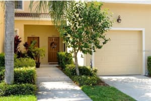3663 Parkridge Cir, Sarasota, FL 34243, Sold 10/04/21