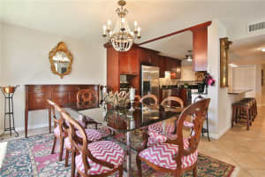 707 S Gulfstream Ave, Sarasota, FL 34236, Sold 10/01/21