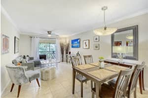 966 La Costa Cir, Sarasota, FL 34237, Sold 10/12/21