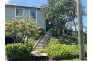 4255 Gulf Dr, Holmes Beach, FL 34217, Sold 11/19/21