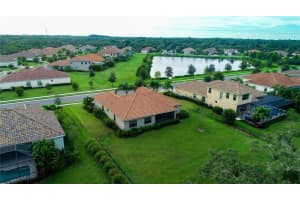 8256 Larkspur Cir, Sarasota, FL 34241, Sold 10/29/21