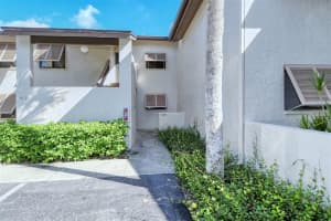 5133 Willow Links #11, SARASOTA