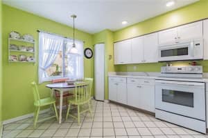 6101 34th St W, Bradenton, FL 34210, Sold 10/18/21