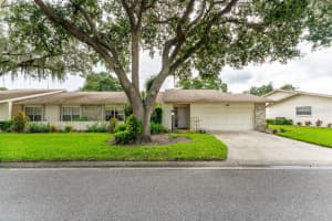 4147 Oakhurst Cir W, Sarasota, FL 34233, Sold 10/23/21