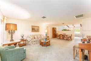 4147 Oakhurst Cir W, Sarasota, FL 34233, Sold 10/23/21