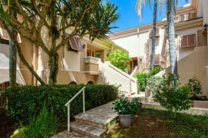 1177 Coquille St, Siesta Key, FL 34242, Sold 12/10/21