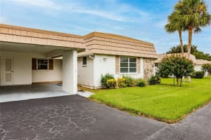 5451 Riverbluff Cir, Sarasota, FL 34231, Sold 10/15/21