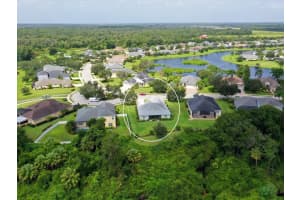 1532 Hickory View Cir, Parrish, FL 34219, Sold 10/07/21