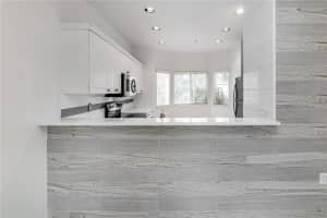 3941 Mediterranea Cir, Sarasota, FL 34233, Sold 11/15/21