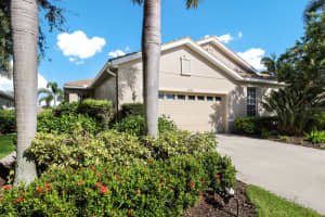 8134 Victoria Falls Cir, Sarasota, FL 34243, Sold 11/02/21