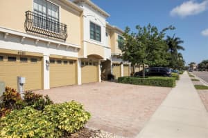 4076 Overture Cir, Bradenton, FL 34209, Sold 10/08/21