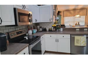 7223 48th Ave E, Palmetto, FL 34221, Sold 11/15/21