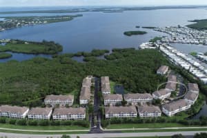 3226 10 Th Ln W, Palmetto, FL 34221, Sold 11/18/21