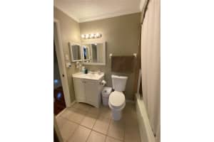 3001 Vivienda Dr, Bradenton, FL 34207, Sold 11/01/21