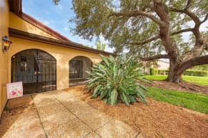 7236 Las Casas Dr, Sarasota, FL 34243, Sold 11/12/21