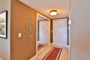 2525 Gulf of Mexico Dr, Longboat Key, FL 34228, Sold 11/16/21
