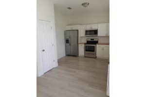 127 Aster Dr, Davenport, FL 33897, Sold 10/20/21