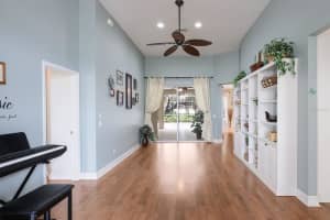 1566 Pinyon Pine Dr, Sarasota, FL 34240, Sold 09/30/21