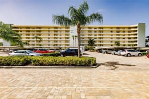 5770 Midnight Pass Rd, Siesta Key, FL 34242, Sold 01/06/22