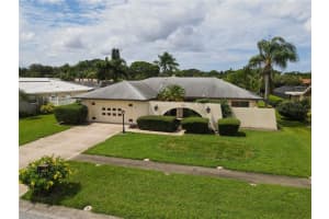 1584 Palmwood Dr, Sarasota, FL 34232, Sold 10/29/21